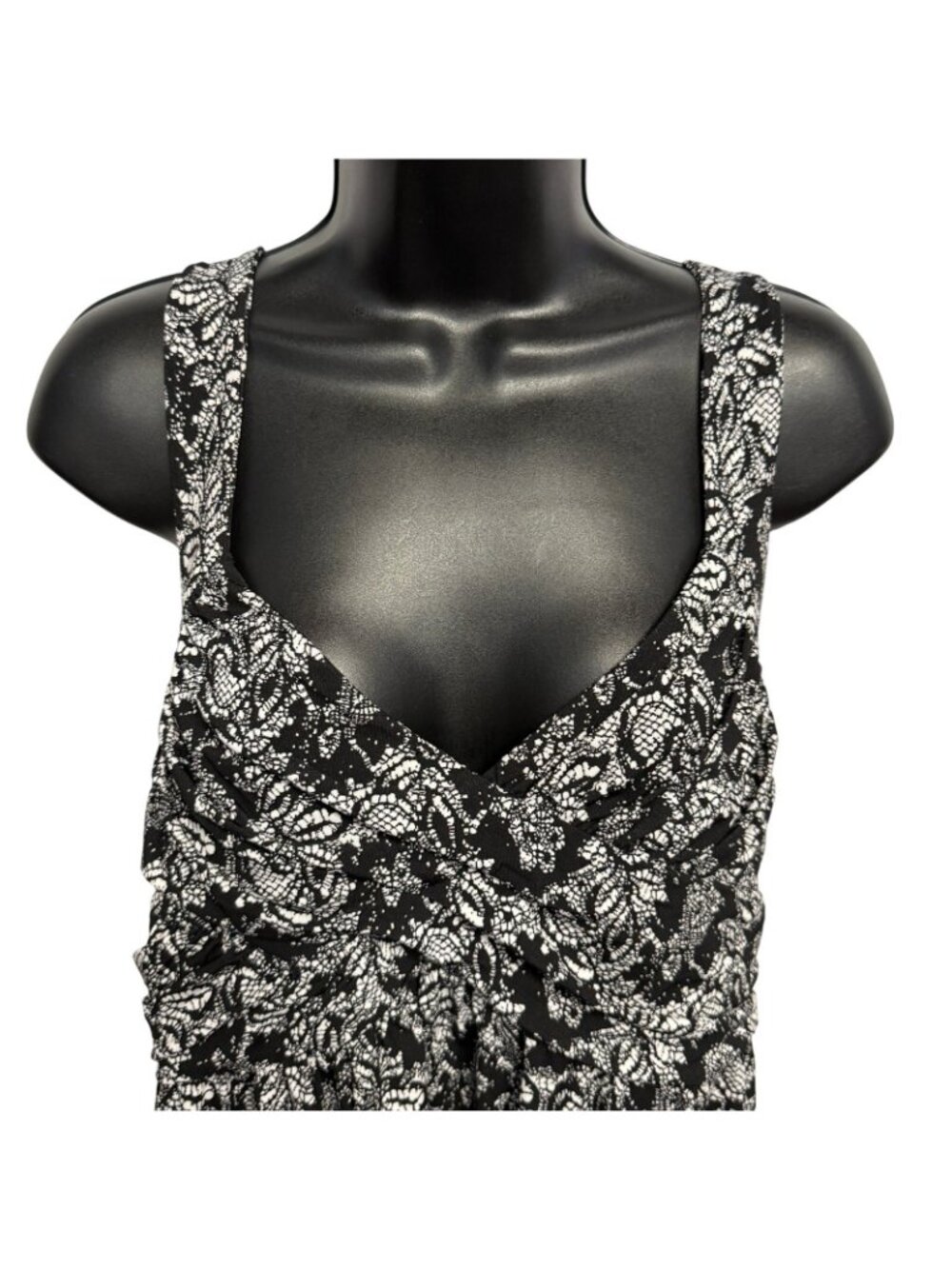 Torrid Tank Top Cami Strappy Black White Floral X Back Size 2 - Picture 2 of 8